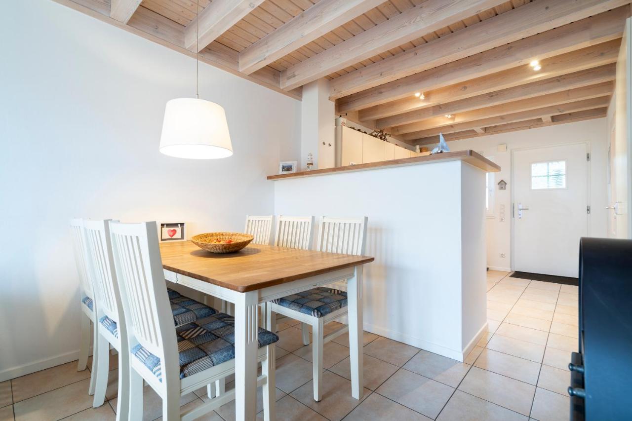 Holiday home Iris Strandhus